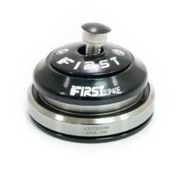 Рулевой велонабор First P40F, 1-1/8"-1.5", б/резьбовая, конус., IS 42/28.6, IS 52/40, подшип. 30.2x41x6.5 мм + 40x52x7 мм, x45°, с якорем, h-9.8 мм, черная