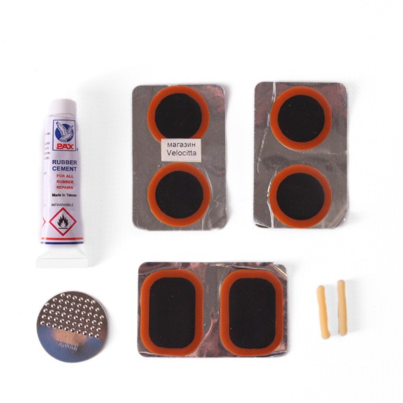 Аптечка велосипедная Pax (4 круглых, 2 овальных заплаток, клей, зачистка метал.), Тайвань