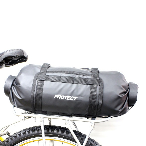 Велосумка Protect Bikepacking 555-673, на багажник, до 17 литров, 100% герметичная, нейлоновая подкладка, доступ с двух сторон, ремень и карабины для переноски на плече, Black