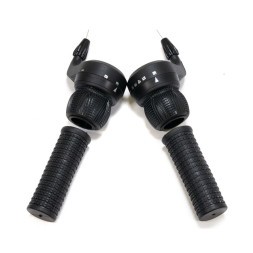 Переключатель велосипедный CSTAR T70-3х6-BK, ревошифт, левая/правая (3x6) скоростей, с тросами, оплетка, грипсы 90 мм, торг.уп