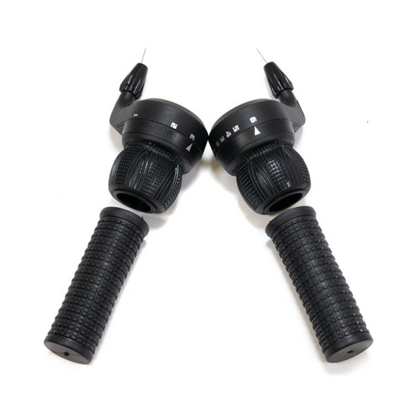 Переключатель велосипедный CSTAR T70-3х6-BK, ревошифт, левая/правая (3x6) скоростей, с тросами, оплетка, грипсы 90 мм, торг.уп