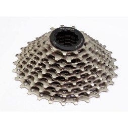 Кассета Trix CS-330-9-SL, для шоссейных велосипедов, 9 передач, зубьев 11-28T, стальная, никелированная, торг. уп.