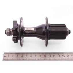 Втулка задняя A260R black, ось 3/8"х135x145 мм, алюмин., под диск 6 болтов, под кассету 8/10 ск., с эксцентриком, 36 отверстий, б/уп.