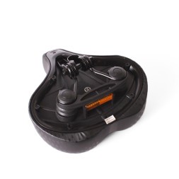 Седло велосипедное Saddle, широкое, 250x260 мм, закрытые пружины, замок, с катафотом, черный